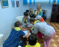 Продолжаем серию встреч с детскими журналами издательства. Продолжаем серию встреч с детскими журналами издательства.